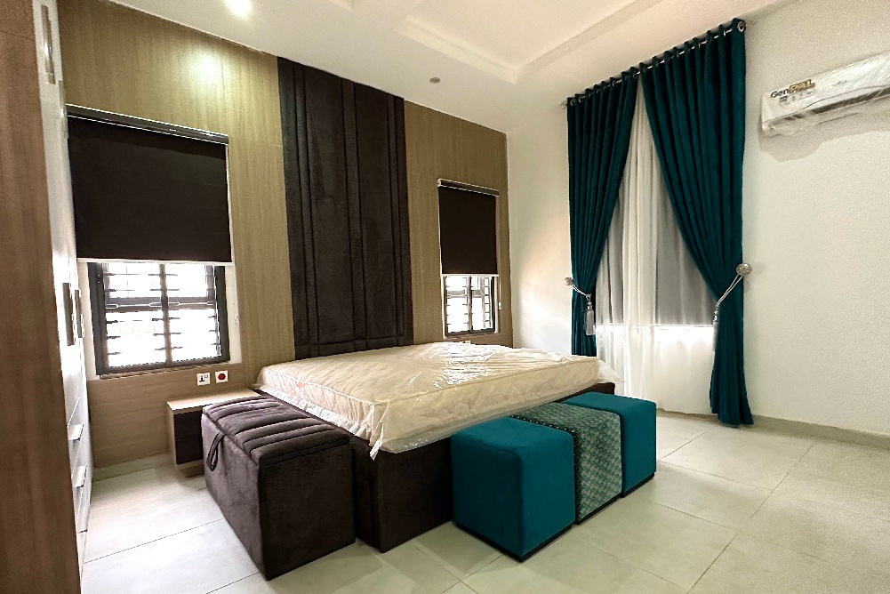 Outdoor and Patio Area